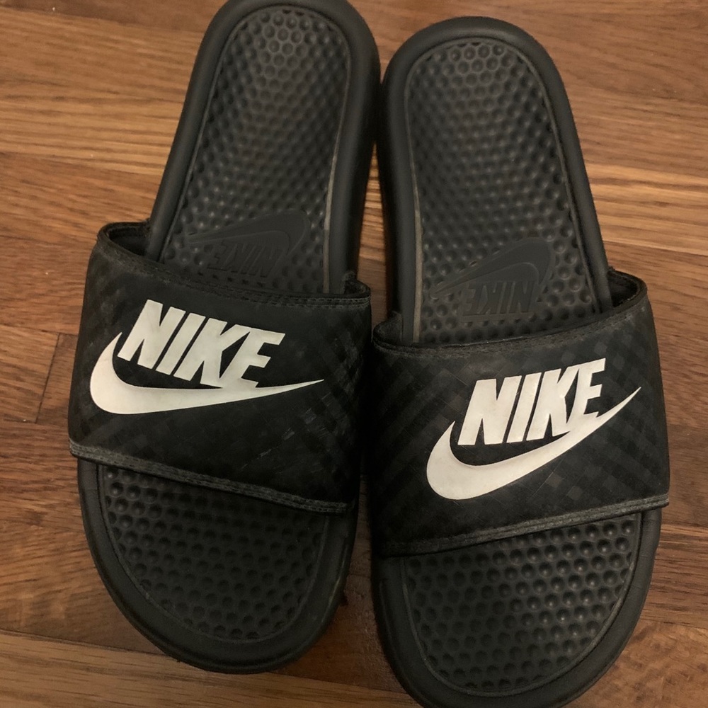 nike slides